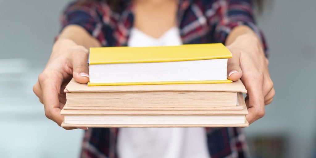 Melhorar a educação do doente: conheça 4 teorias de aprendizagem do adulto que podem fazer a diferença